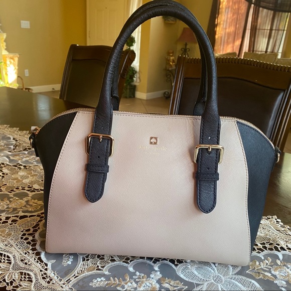 kate spade Handbags - Kate Spade Satchel hand bag